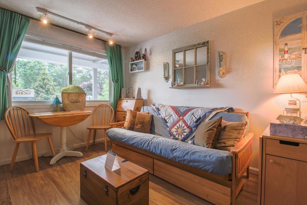 וולס The Holiday House Condominiums מראה חיצוני תמונה
